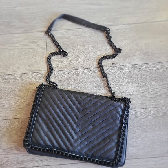 Aldo Black Chain Strap Quilted Purse - Picture 1 of 5